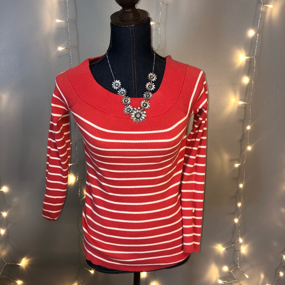 Red and white stripped long sleeve shirt